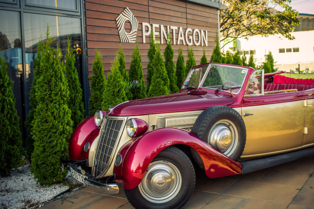 PENTAGON-OLD-CARS-26-e1534422055401
